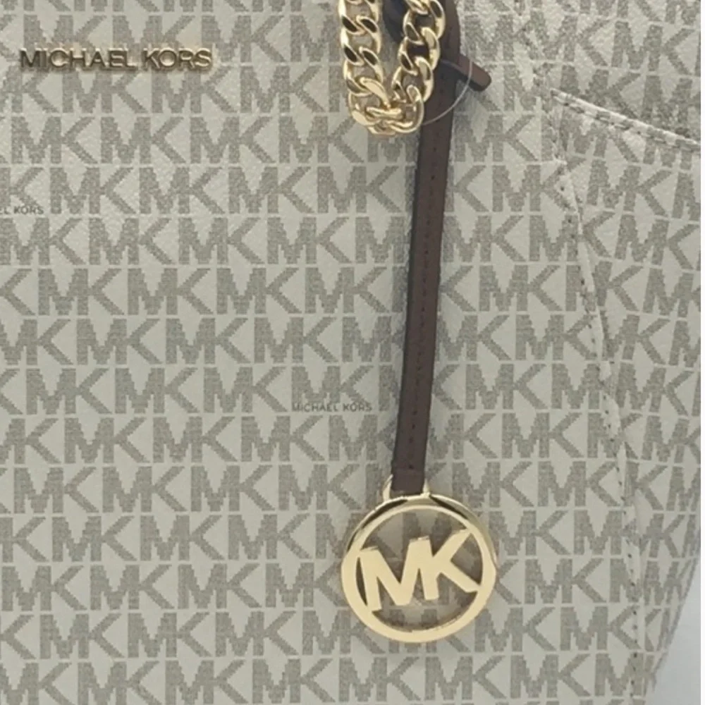 MICHAEL KORS LG CHAIN SHOULDER TOTE VANILLA